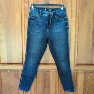 Kut from the Kloth Blue Skinny Jeans with Natural Fading